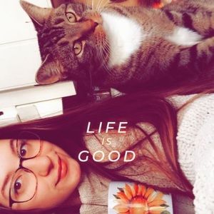 Meet your Posher, Kiana